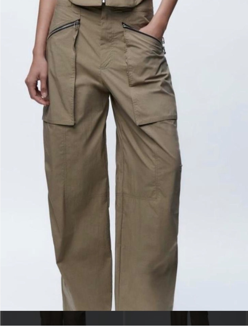 Zara Khaki Tan Wide-Leg Cargo Pants with Zip Pockets